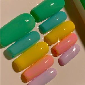 Press on nails